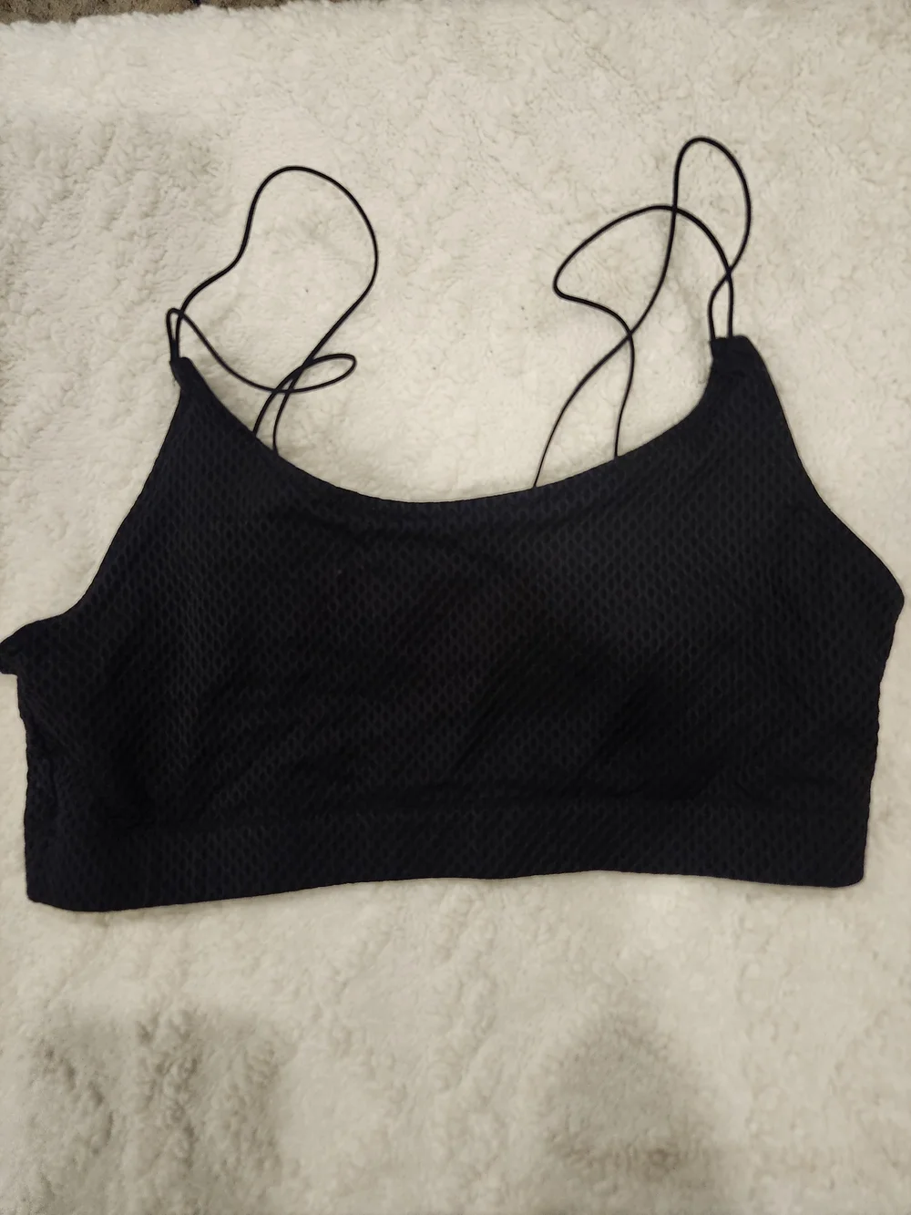 Set of Two La Senza Textured Wireless Bralettes in Beige and Black - Picture 4 of 5